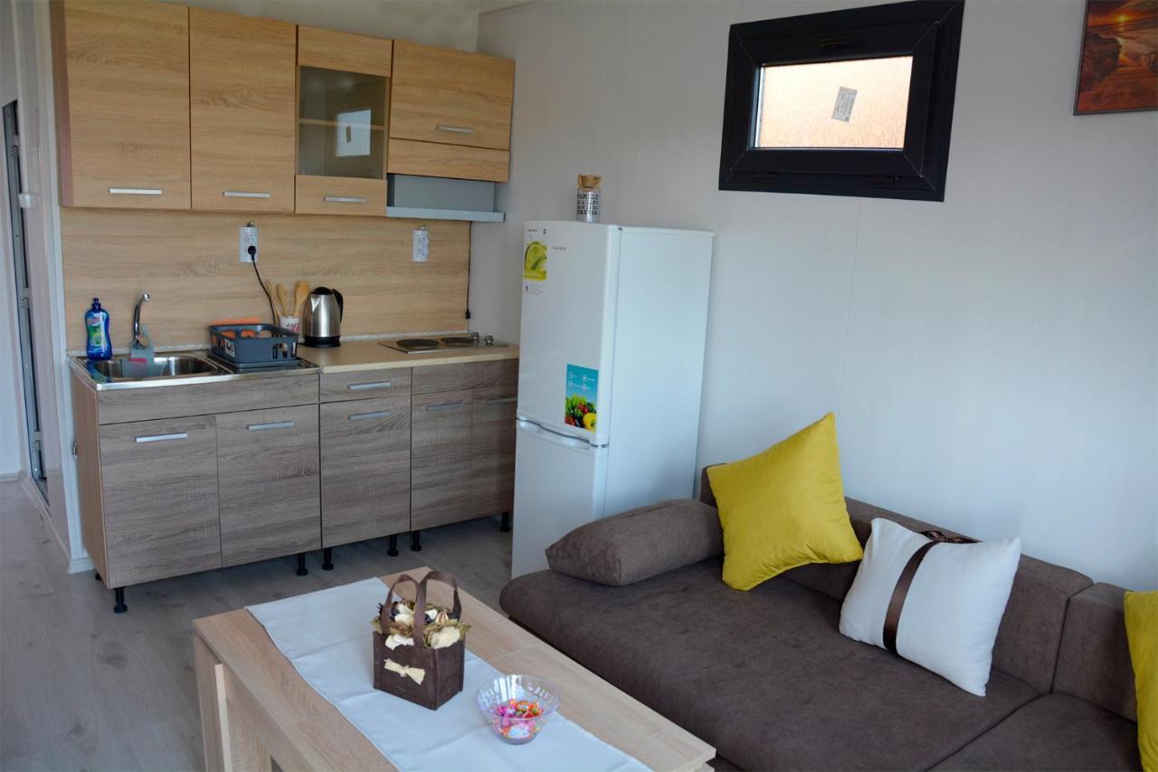 Къщички Поляните Hotel Sinemoretz Bagian luar foto